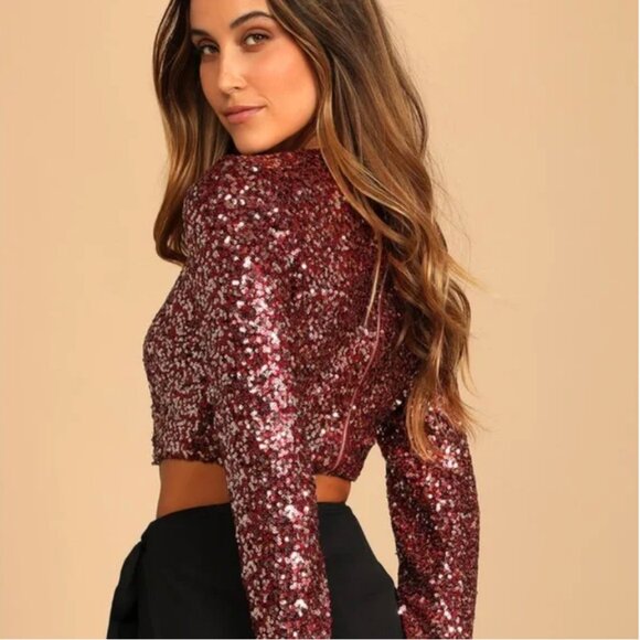 Lulus Prize-Winner Sequin Long Sleeve Crop Top Women's Medium Burgundy Holiday - Picture 3 of 11